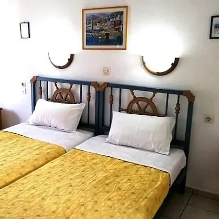 Ekaterini Apartment *