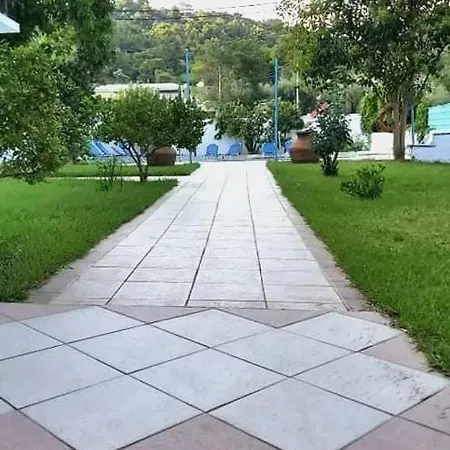 Ekaterini *